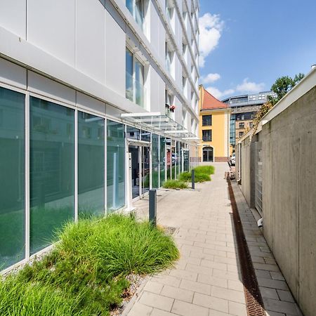 Elegant Apartment With Balcony By The Oder River In Wroclaw By Renters Prestige Breslávia Exterior foto