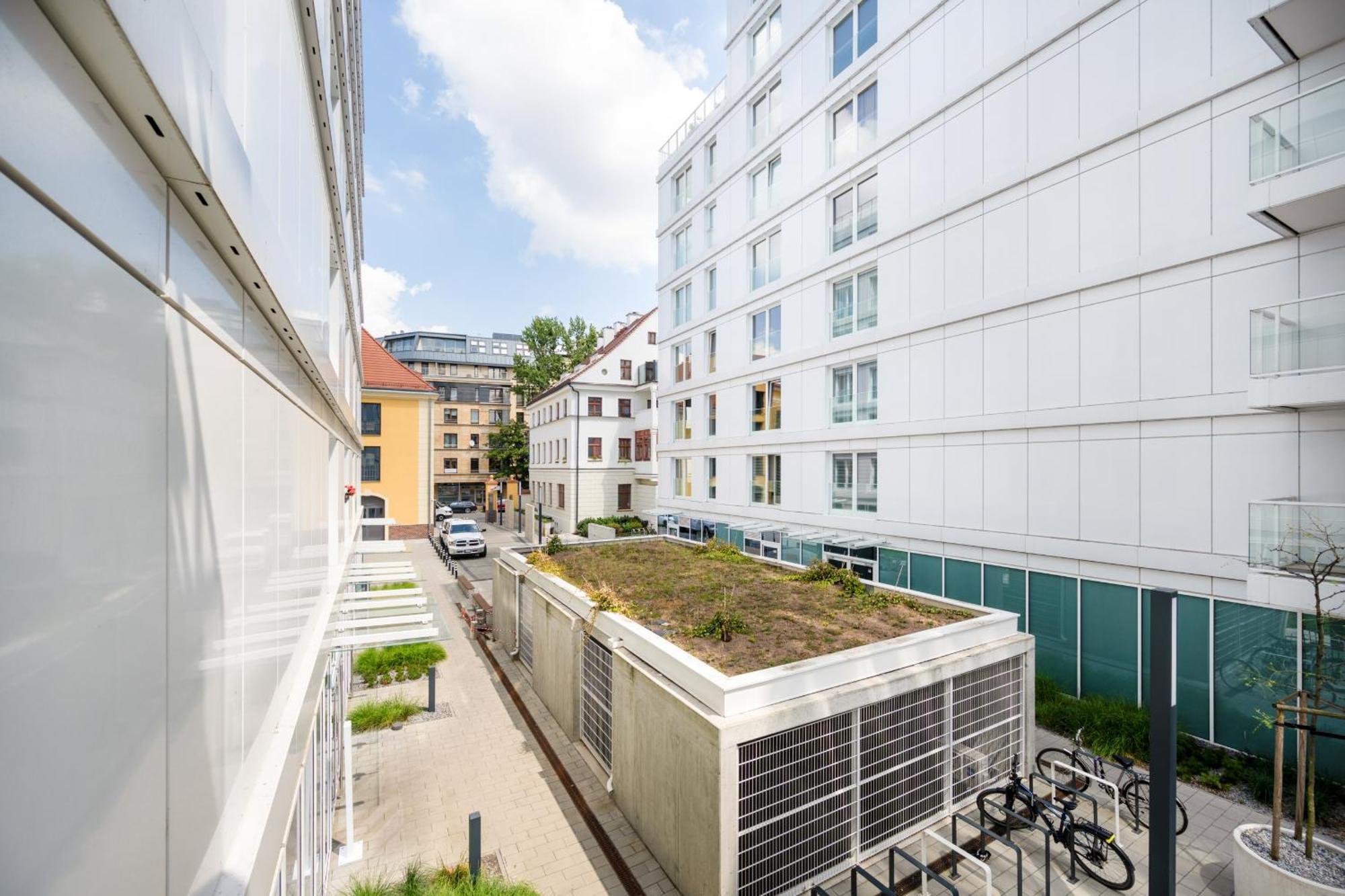 Elegant Apartment With Balcony By The Oder River In Wroclaw By Renters Prestige Breslávia Exterior foto